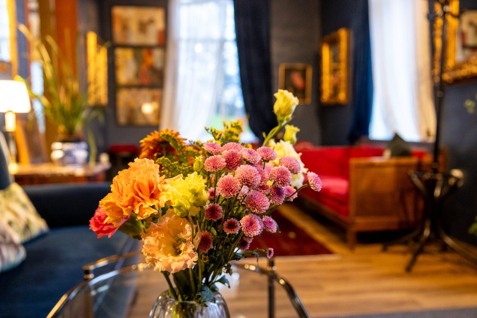 Atmosphere inside the historic Cajsan Helmi café